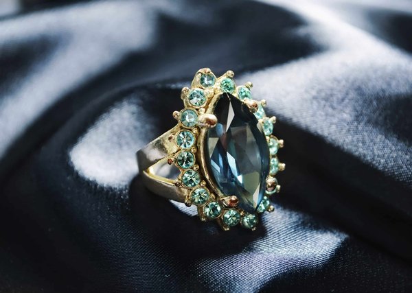 Conseils pour associer les émeraudes avec d'autres pierres précieuses